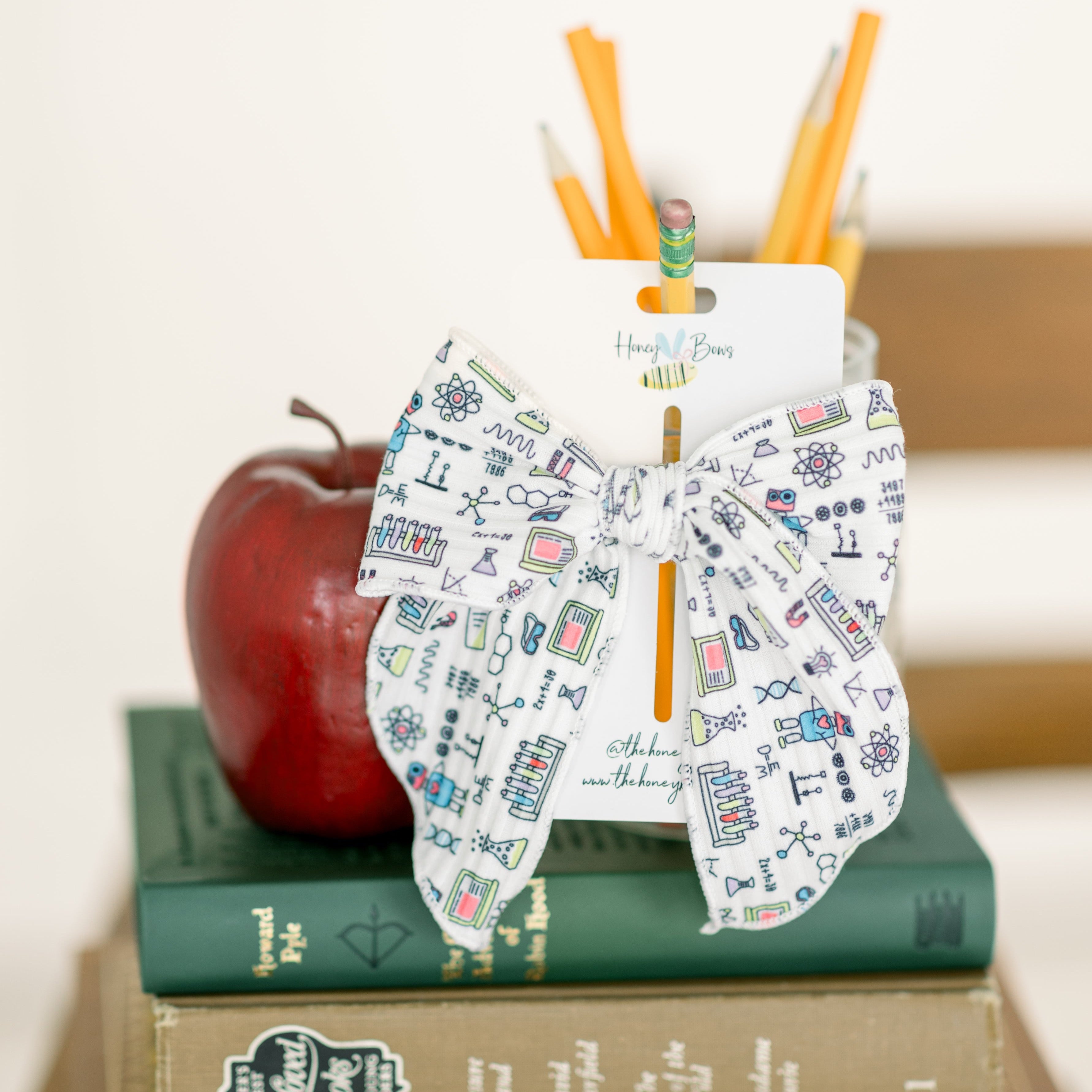 Back to School Smarty Pants Bow